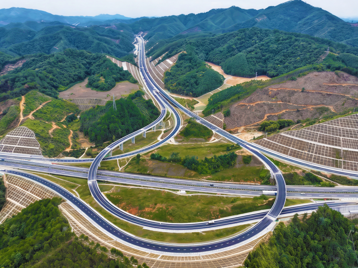 1小时内可达！苍梧至容县高速公路通车