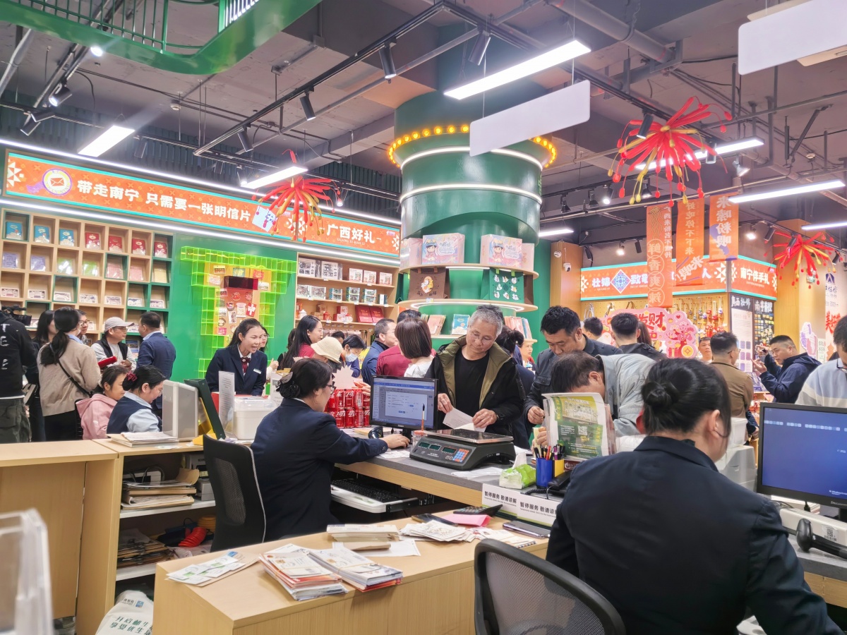 南宁中山路再添一处打卡点！“邮政绿”为百年老街增添新活力