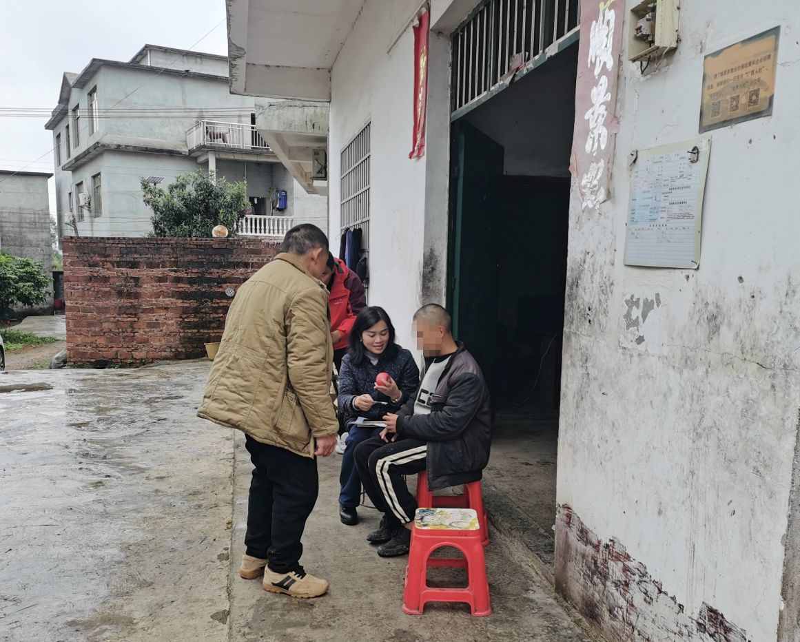 好评广西丨“土气”的代表委员相册为何最好看(图1)