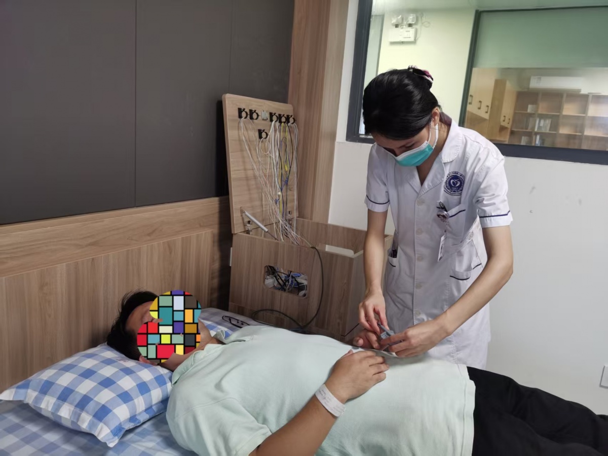 超六成广西人熬夜！上班族成失眠主力军，医生：好梦第一步先戒手机