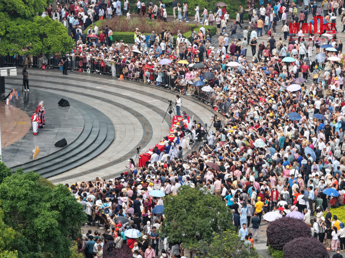谁是最强“山歌王”？柳州“三月三”上演巅峰对决外国人都来参赛了！(图2)