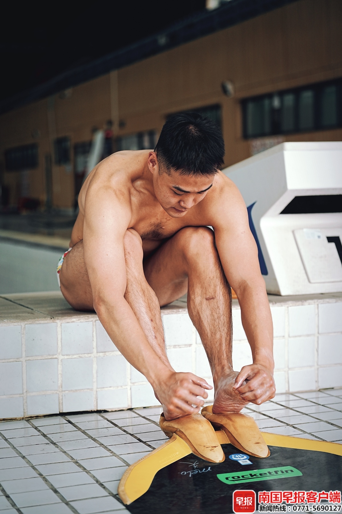 8金加冕！广西学子关涵之闪耀蹼泳赛场(图2)