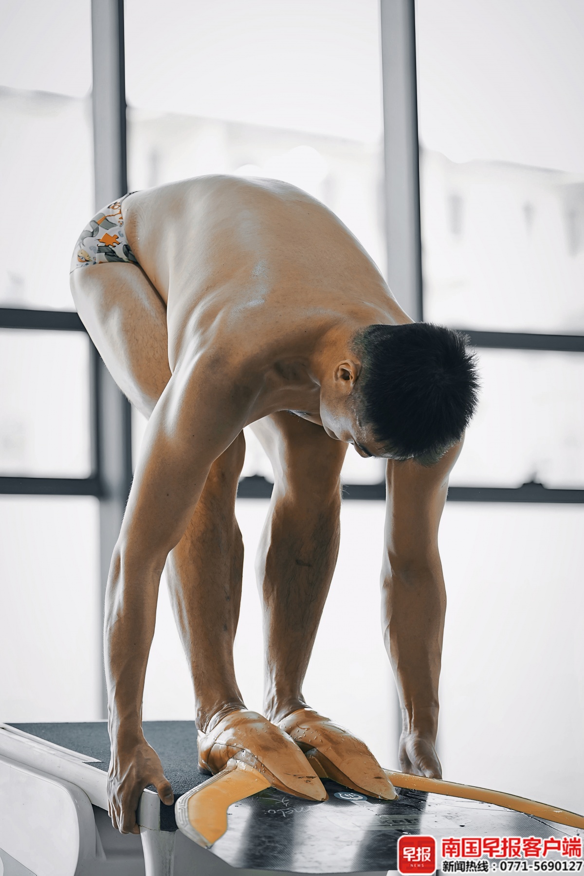 8金加冕！广西学子关涵之闪耀蹼泳赛场(图4)