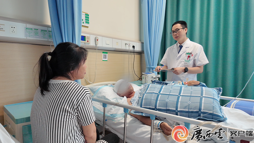 “我生命中的刘三姐！”十余年相濡以沫一场手术为这个家带来了新生机(图1)