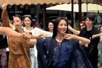 ������Ů�ǿ�������١��櫺����Ƽ������ÇS��