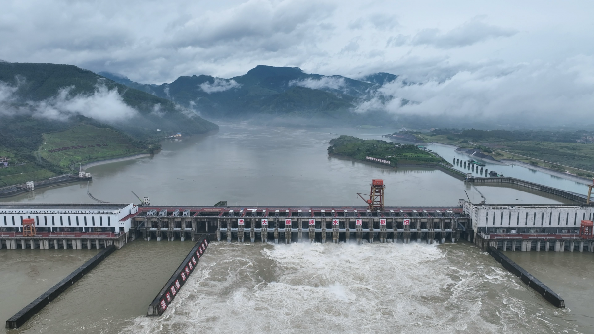 黔江2026年首场洪峰平稳过境，大藤峡水利枢纽将开闸泄洪