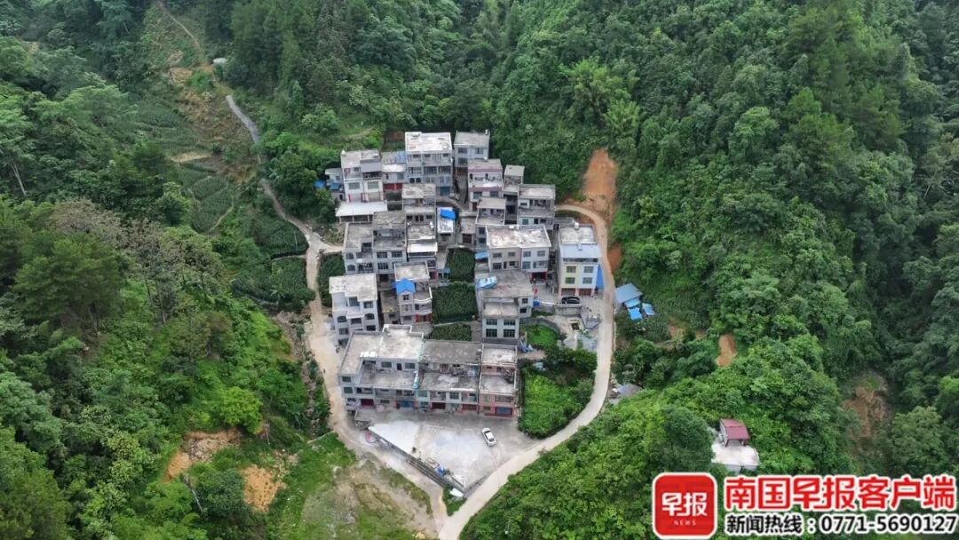 深山水池失修四年，留守老人爬坡挑水！南国早报持续推动问题督办，百色一村屯饮水改造项目迎来转机